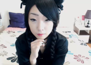 Shy Japan girl for live chat on webcam