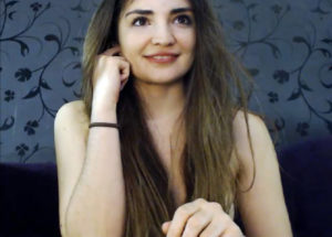 Very atractive camgirl for sex chat on cam
